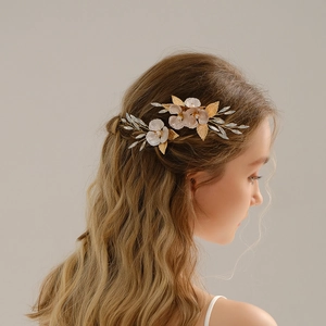 Peigne à Cheveux de Mariée à Fleurs Fait à la Main Vintage Alliage Künstliche Perle Strass Coiffe pour Mariage Fête Femme Bijoux de Cheveux