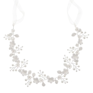 Vigne de cheveux de mariée élégante avec perles et fleurs blanches, rubans de soie réglables