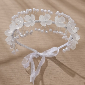 Serre-Tête de Mariée Fait à la Main Fleurs en Acrylique et Künstliche Perles Fil de Métal Argenté Accessoire Cheveux Mariage Fête Femme Élégant
