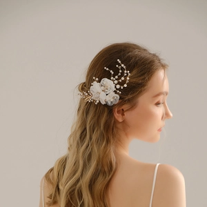 Handmade Alloy Silk Flower Bridal Hair Clip Gold White Faux Artificial Pearl Rhinestone Hair Comb For Wedding Party Women Jewelry