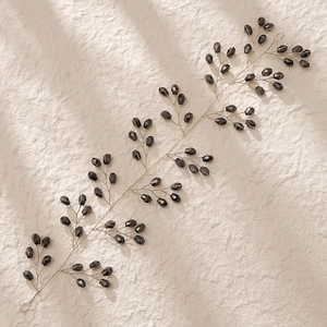 Bandeau de mariée fait main en fil d'argent avec cristaux vintage sombres pour mariages