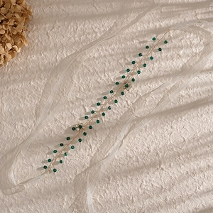Vite per capelli da sposa con perline di cristallo verdi e nastri in organza bianchi