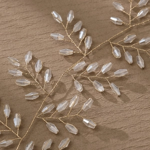 Eleganter goldener Braut Haarschmuck mit Kristallperlen in feinem handgefertigtem Design