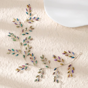 Handgefertigter Braut-Haarschmuck mit bunten Kristallperlen und Golddraht für Hochzeiten