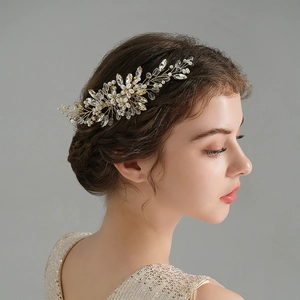 Handmade Artificial Pearl Crystal Bridal Hair Comb Alloy Rhinestone Flower Wedding Headpiece For Women Party Wedding Hair Accessories