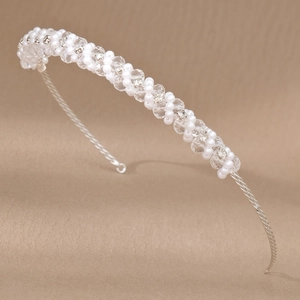 Elegante cerchietto da sposa con perle bianche fatte a mano e cristalli scintillanti argento