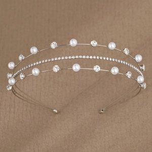 Serre-tête argenté à trois couches avec perles nacrées et strass brillants élégants