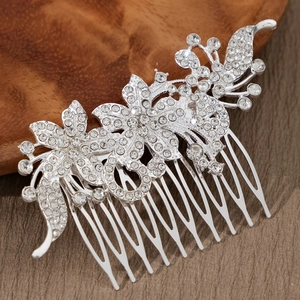 Elegant silver bridal hair comb with rhinestone floral and vine design for weddings