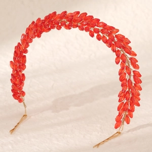 Détails du serre-tête de mariée en cristal rouge fait main avec fils dorés artisanaux