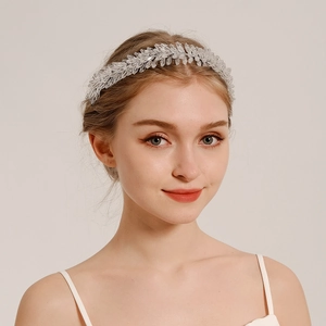 Bandeau de Mariée Vintage Fait à la Main Accessoires de Robe de Mariée de Luxe Chaîne Souple en Cristal Acrylique Femmes