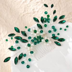 Elegant bridal hair comb with emerald crystals, white pearls and silver wire floral design
