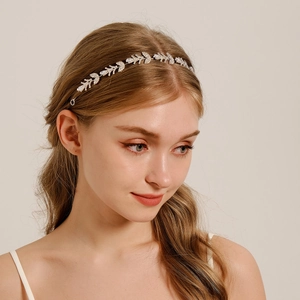 Élégante Vigne de Cheveux de Mariée Feuille d'Argent en Alliage Strass Zirconia Serre-tête pour Mariage Fête Bal Femme Bijoux de Cheveux Coiffe