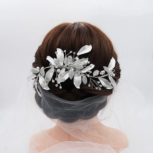 Elegante Pinza para el Cabello de Novia con Hoja de Plata Hecha a Mano Aleación Diamantes de Imitación Perla Artificial para Boda