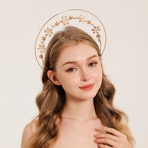 Eleganter Gold Dreischichtiger Halo Haarreif Metall Blume Künstliche Perle Braut Kopfschmuck Für Hochzeit Party Fotoshooting Haarschmuck