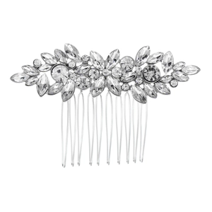 Vue détaillée d'un peigne à cheveux de mariée argenté avec fleurs en cristal et dix dents