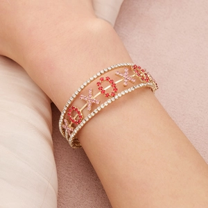 Bracelet Jonc en Alliage avec Strass Lettre XOXO Plaqué Or Cristal Coloré pour Femme Bijoux Saint-Valentin Mariage Fête