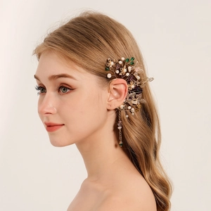 Manchette d'Oreille en Fil de Cuivre Fait à la Main Fleur Papillon Cristal Améthyste Künstliche Perle Style Forêt Mariage Bijoux Femme