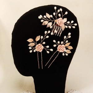 Dreiteiliges Braut-Haarkamm-Set mit rosa Keramikblumen, goldenen Blättern und Perlen