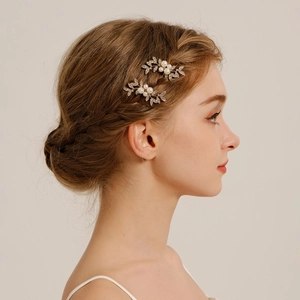 Bridal Golden Leaf Hair Sticks With Rhinestones And Artificial Pearls Vintage Alloy Hair Pins For Women Party Hair Accessories