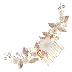Pettine per capelli da sposa con fiori bianchi, foglie dorate e cristalli lucidi