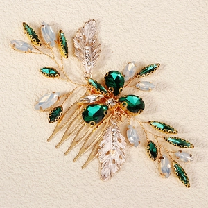 Peigne à cheveux de mariage doré fait main avec cristaux émeraude et strass brillants