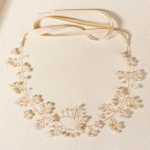 Serre-tête de mariée élégant avec cristaux faits main, perles et ruban en soie de couleur crème