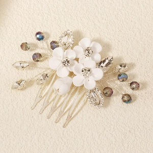 Exquisite bridal hair comb with 3D white clay flowers and sparkling rhinestones