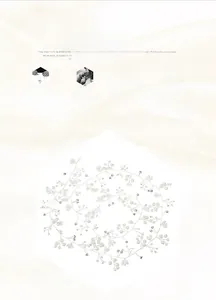 Vue détaillée de l'accessoire de cheveux pour mariée avec perles blanches et cristaux