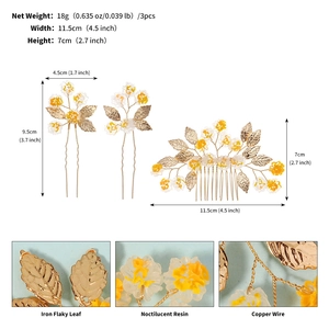 Détails d'accessoires cheveux mariée faits main avec fleurs jaunes en résine lumineuse