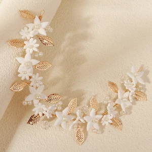 Handmade White 3D Flower Bridal Hair Vine Gold Leaf Artificial Pearl Crystal Wedding Headband For Women Photography Party Hair Accessories