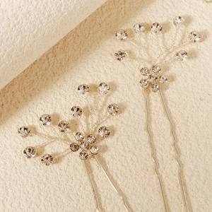 Elegantes silbernes Braut-Haarnadel-Set mit funkelnden Strasssteinen und Blumen-Design