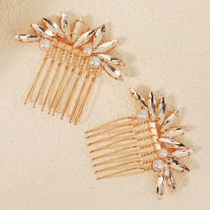 Elegante coppia di pettini per capelli dorati con perle bianche e strass marquise