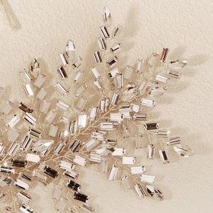 Serre-tête de mariée luxueux avec branches en cristal pour coiffure de mariage
