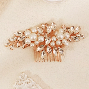Elegant bridal hair comb with pearls and marquise crystals on a gold-plated base