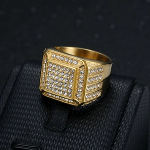 Luxurious gold plated hip-hop ring for men with iced out square face and clear crystals