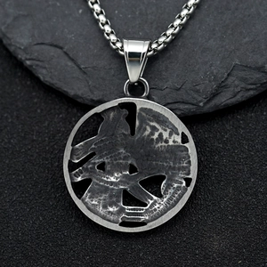 Vintage stainless steel Eye of Horus eagle pendant necklace with retro silver finish