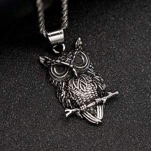 Vintage Stainless Steel Owl Pendant Necklace Retro Animal Jewelry For Men Women Daily Wear Party Styling Gift