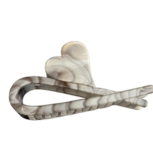 Retro ink-wash marble pattern heart hair claw clip in durable acetate for women