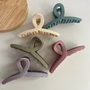 Elegant 12cm matte crossover hair claw clips in five Morandi colors for women