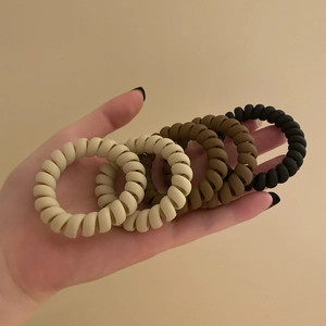 Lot de 5 élastiques à cheveux spirale aux tons terre beige et marron café