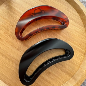 Große Matte Haarkralle In Halbmondform Elegante Mattierte PC Material Haarklammer Für Dickes Haar Damen Haarschmuck