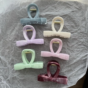 Pince à Cheveux Élégante à Nœud avec Motif Marbre pour Femmes Plastique Papillon Pince Requin Accessoire de Coiffure Fait Main