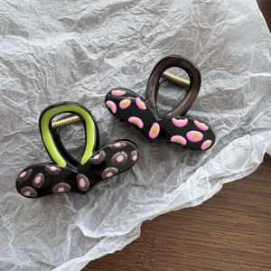 Korean style colorful polka dot hair claws with contrast resin and leopard print design
