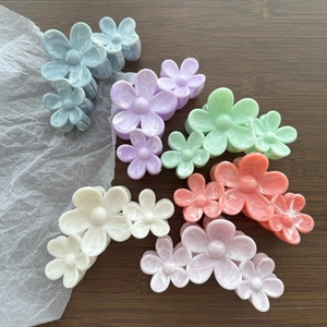Marble Pattern Camellia Flower Hair Claw Clips For Women Sweet Floral Plastic Hair Accessories Glossy Paint Triple Flower Hairpins