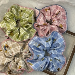 Set di 4 elastici per capelli a quadri con bassotto in verde, rosa, beige e blu