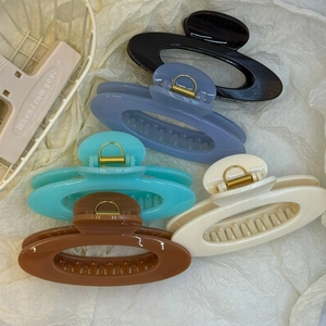 Grande Pince à Cheveux Ovale Ajourée pour Femmes Clip Requin en Plastique Brillant Support Queue de Cheval Élégant Accessoires Cheveux