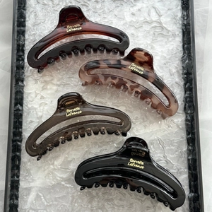 Large French Style Hollow Moon Hair Claw Clip Luxury Glossy Shark Clip Strong Hold Hair Accessory For Women Thick Hair