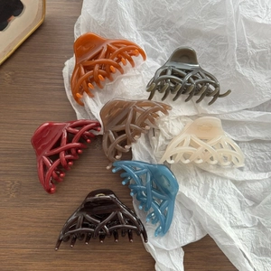 Grande Pince à Cheveux pour Femmes Chic Ajouré Tissage Croisé Peint Résine Pince Requin Couleur Gelée Accessoire de Cheveux