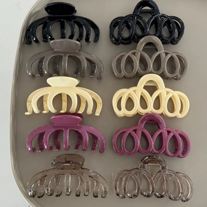 Grande Pince à Cheveux Fait à la Main Motif Citrouille pour Femmes Cheveux Epais Antidérapante en Plastique Accessoires Cheveux Elégant
