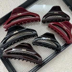 Set of 6 large and medium crescent shark hair claws in red, black, and coffee finish